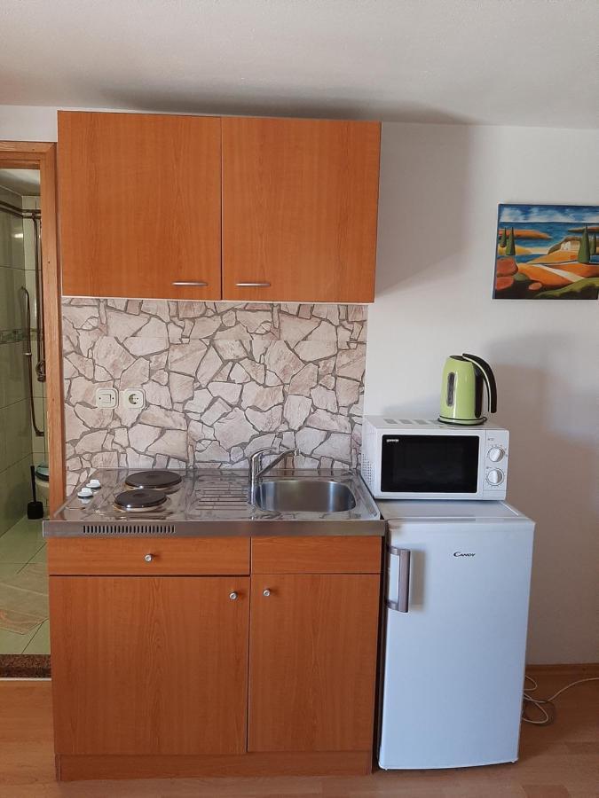 Apartments Maya Биоград-на-Мору Экстерьер фото